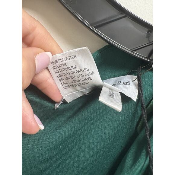 Ieena for Mac Duggal Women’s Green Long Sleeve Draped Ruched Gown Size 4 READ - Picture 4 of 6